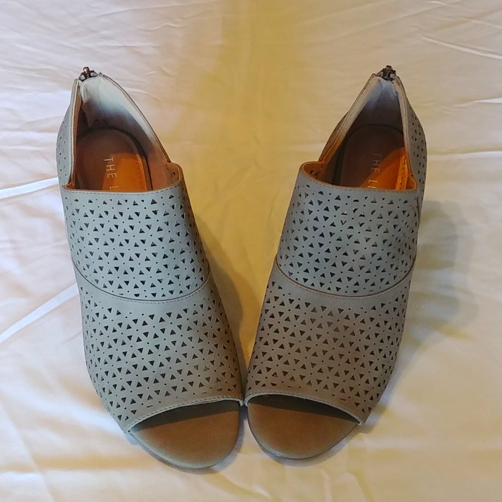 The Limited Heels Size 9.5